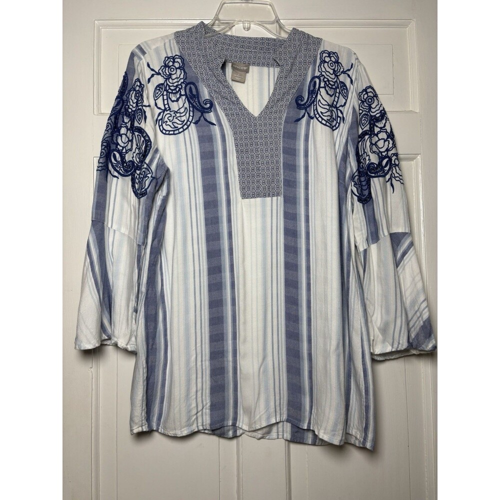 Chicos Women’s 8/10 Blue & White Floral Bell Slv Embroidered Pullover Top